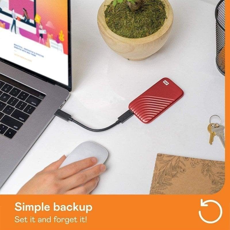 Detalle de WD My Passport SSD 1TB USB-C Rojo: rendimiento portátil con seguridad integrada