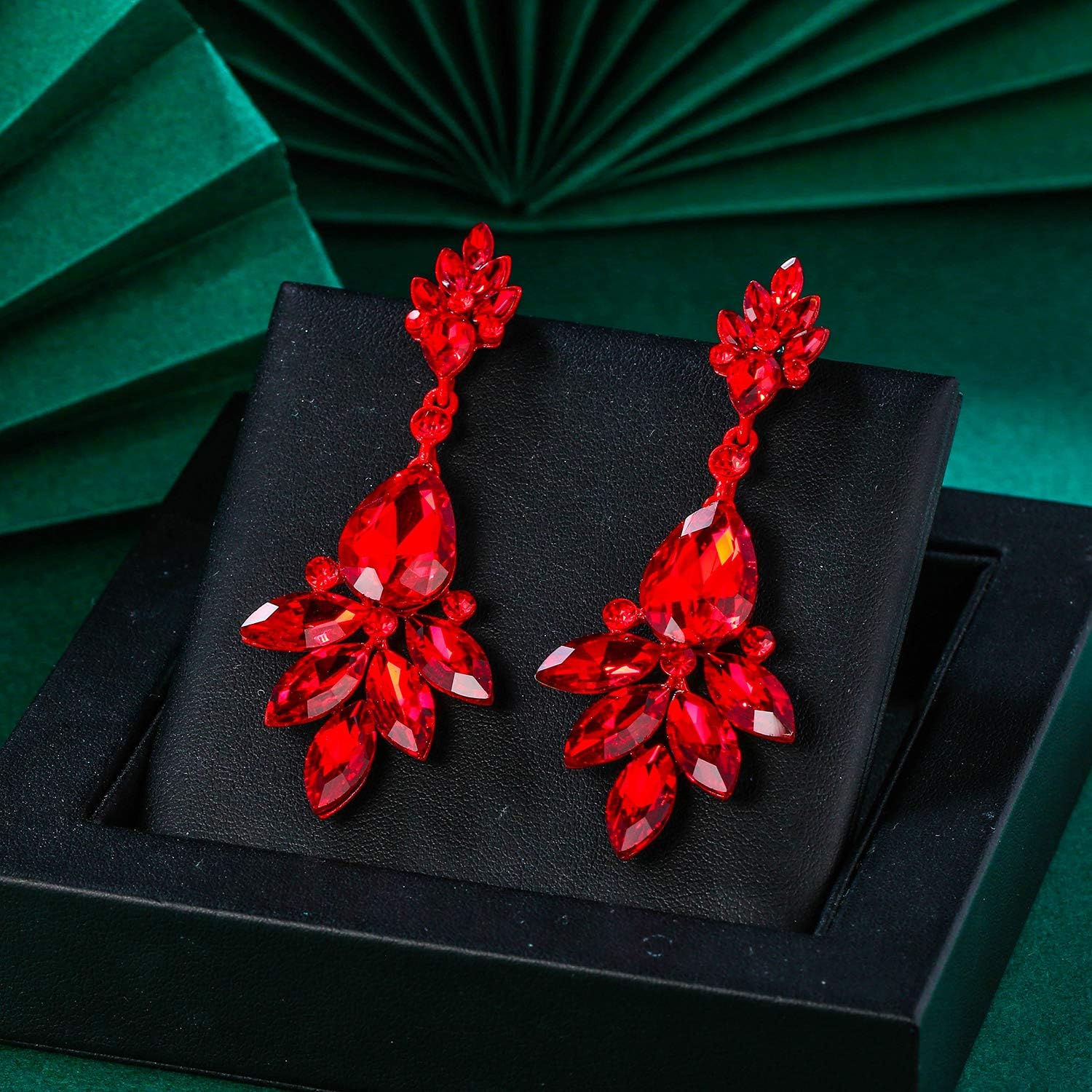 Detalle de EVER FAITH Boucles d'Oreilles Pendant Femme - Goutte d'Eau en Cristal Autrichien