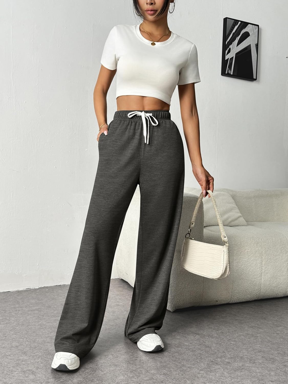 Detalle de PINSPARK Women's Straight Leg Joggers with Pockets: Casual Comfort for Every Day