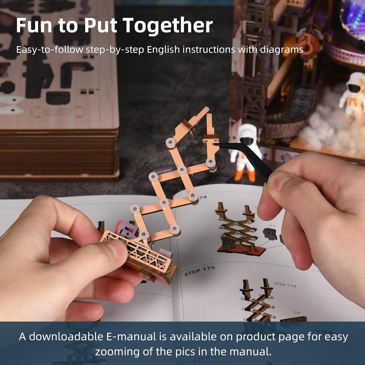 Detalle 2 de MiniCity Book Nook Kit – DIY Miniatur-Puppenhaus Bücherecke mit Staubschutzhülle