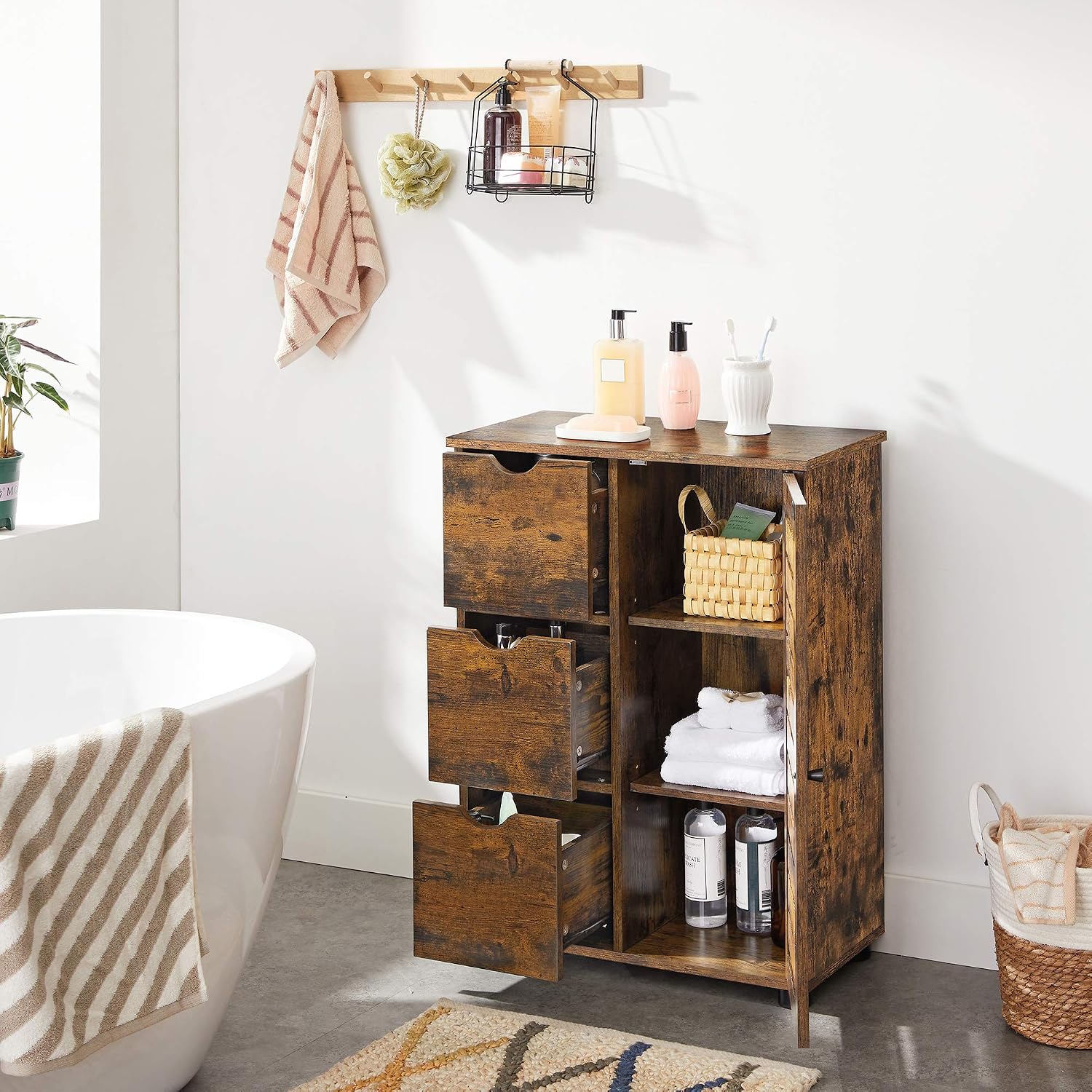 Detalle de VASAGLE BBK143X01 Bathroom Floor Cabinet, Rustic Brown, 3 Drawers