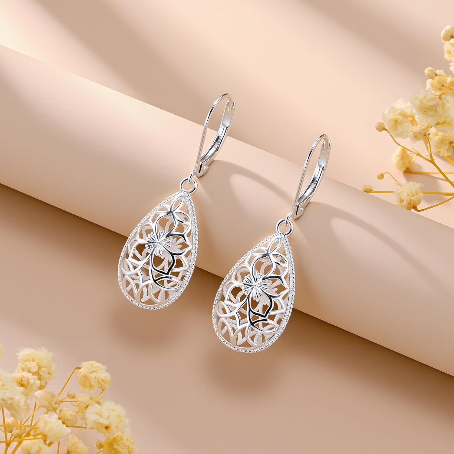Detalle 2 de Teardrop Earrings, Silver-Plated Brass