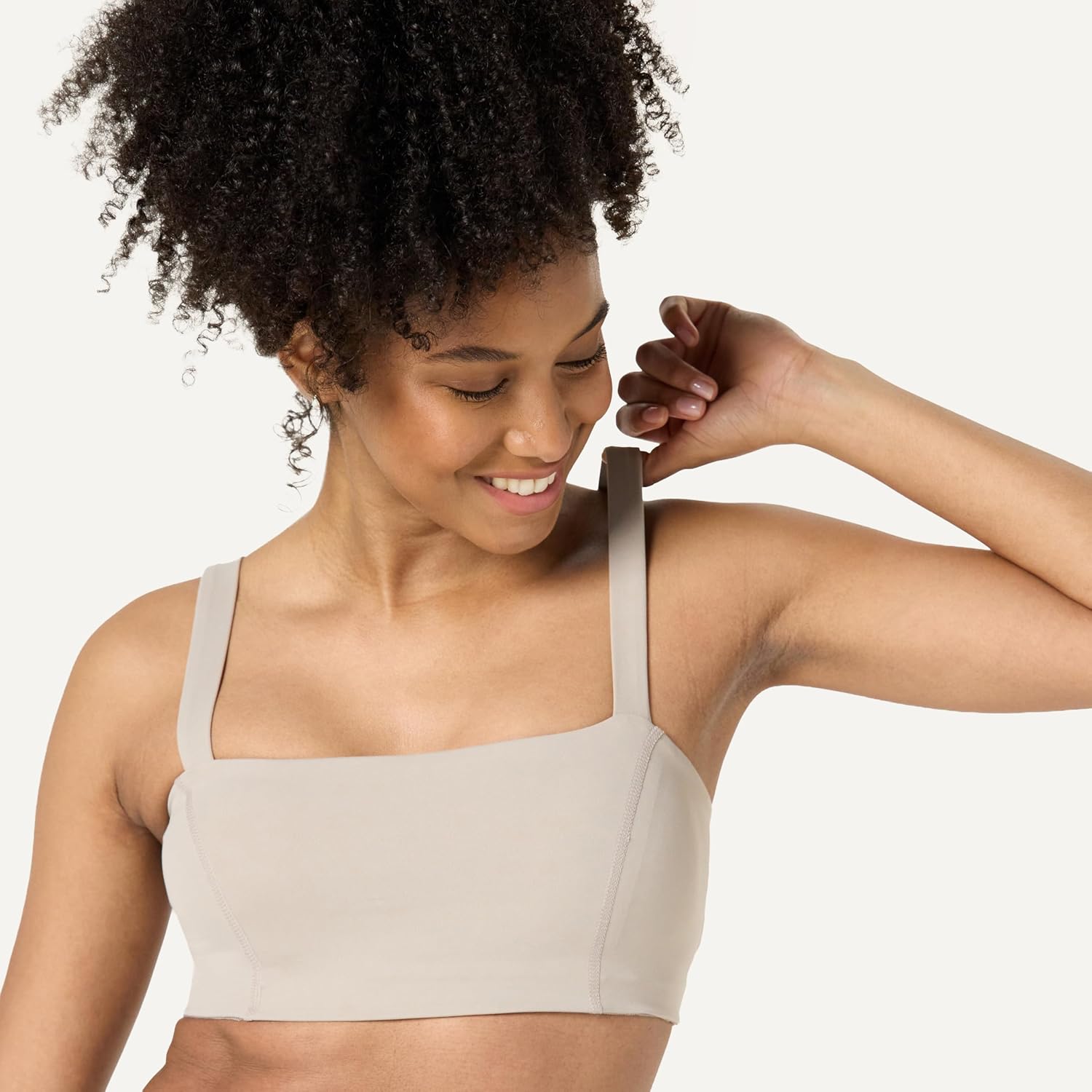 Detalle 2 de Amazon Essentials Damen Active FormFlex Buttery Soft Bandeau-Sport-BH mit verstellbaren Trägern (A–C) – leichter Halt