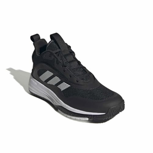 Detalle de adidas Uomo Own The Game 3 Shoes | Horma clásica, LIGHTMOTION y malla mixta