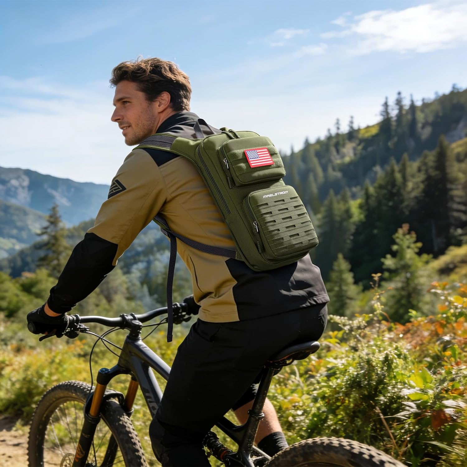Detalle 2 de Maelstrom Hydration Backpack with 2L Bladder