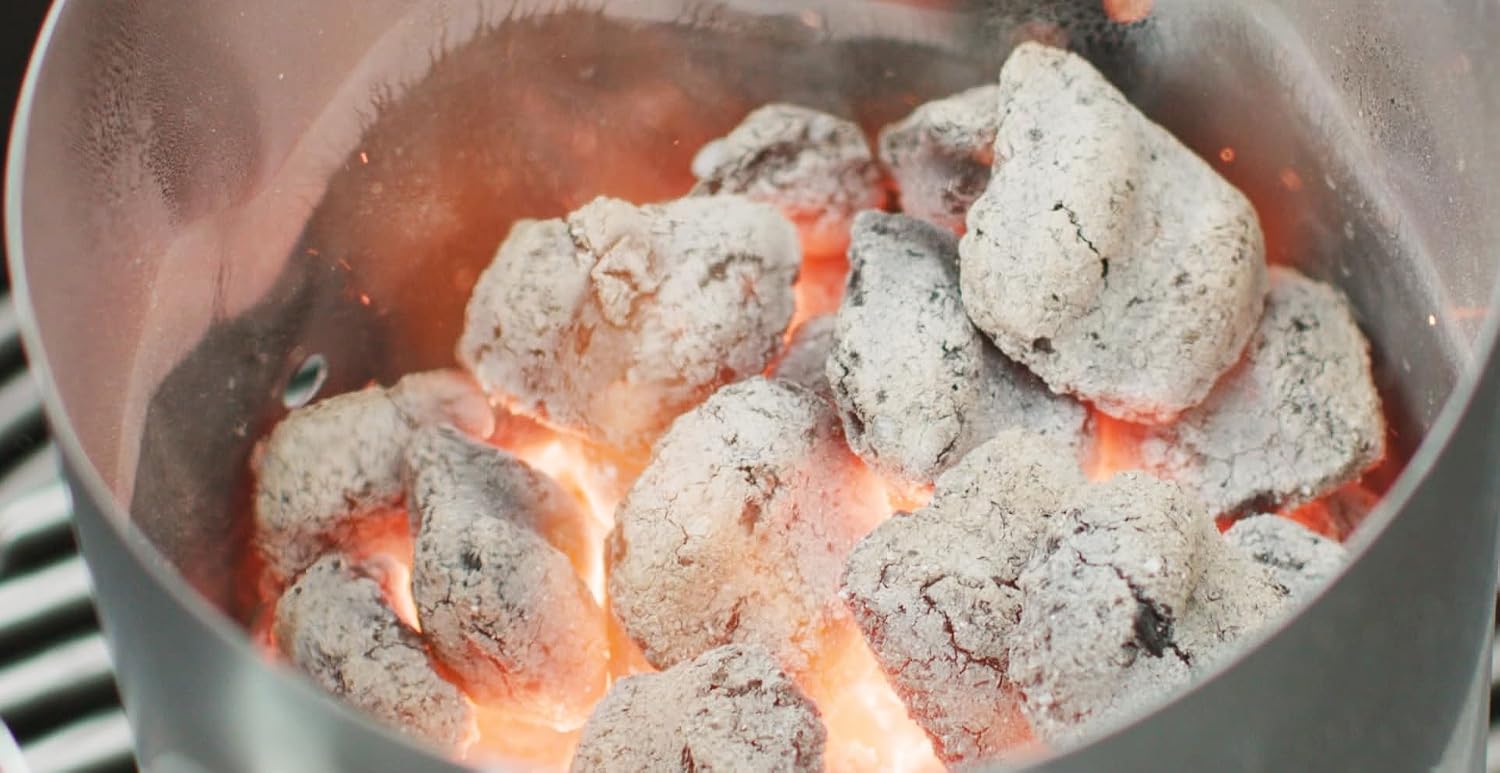 Thumbnail 5 de Weber 17631 Set Chimenea 2 kg de Briquetas + 6 Pastillas de Encendido Blancas