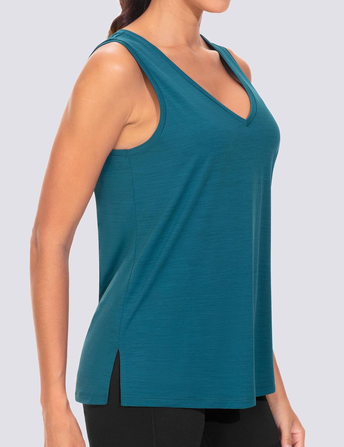 Detalle de THE GYM PEOPLE Canottiera da donna con scollo a V, spacchi laterali, asciugatura rapida