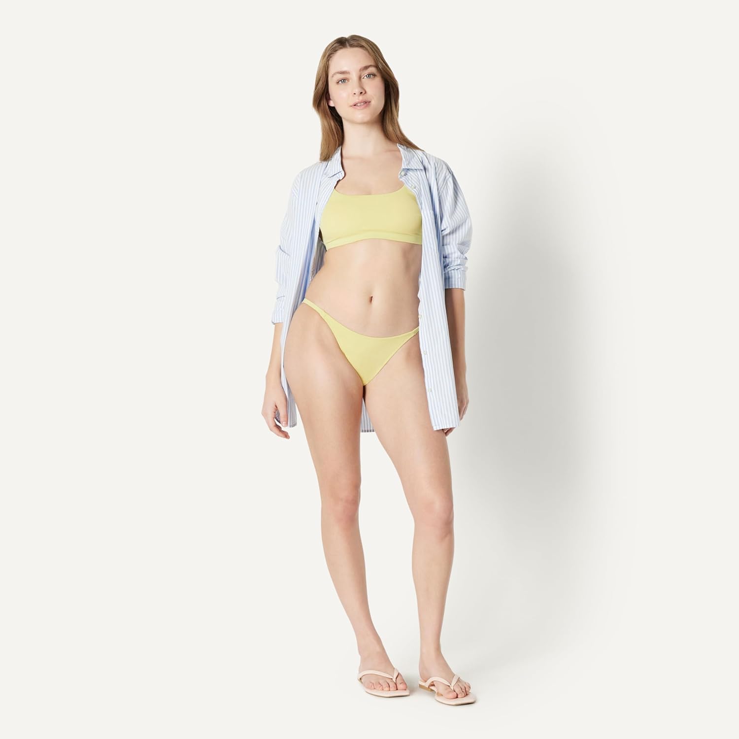 Thumbnail 4 de Amazon Essentials Women's No-Tie String Swim Bikini Bottom