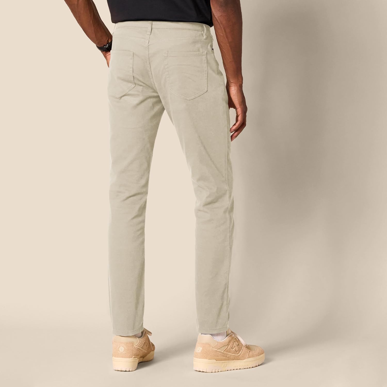 Thumbnail 1 de Amazon Essentials Men's Slim-Fit 5-Pocket Stretch Twill Trousers