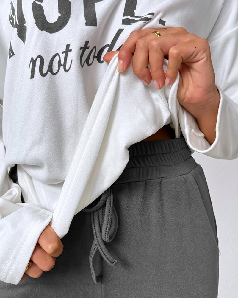 Thumbnail 5 de CHICME Tracksuit Off-Shoulder 2-Piece Set