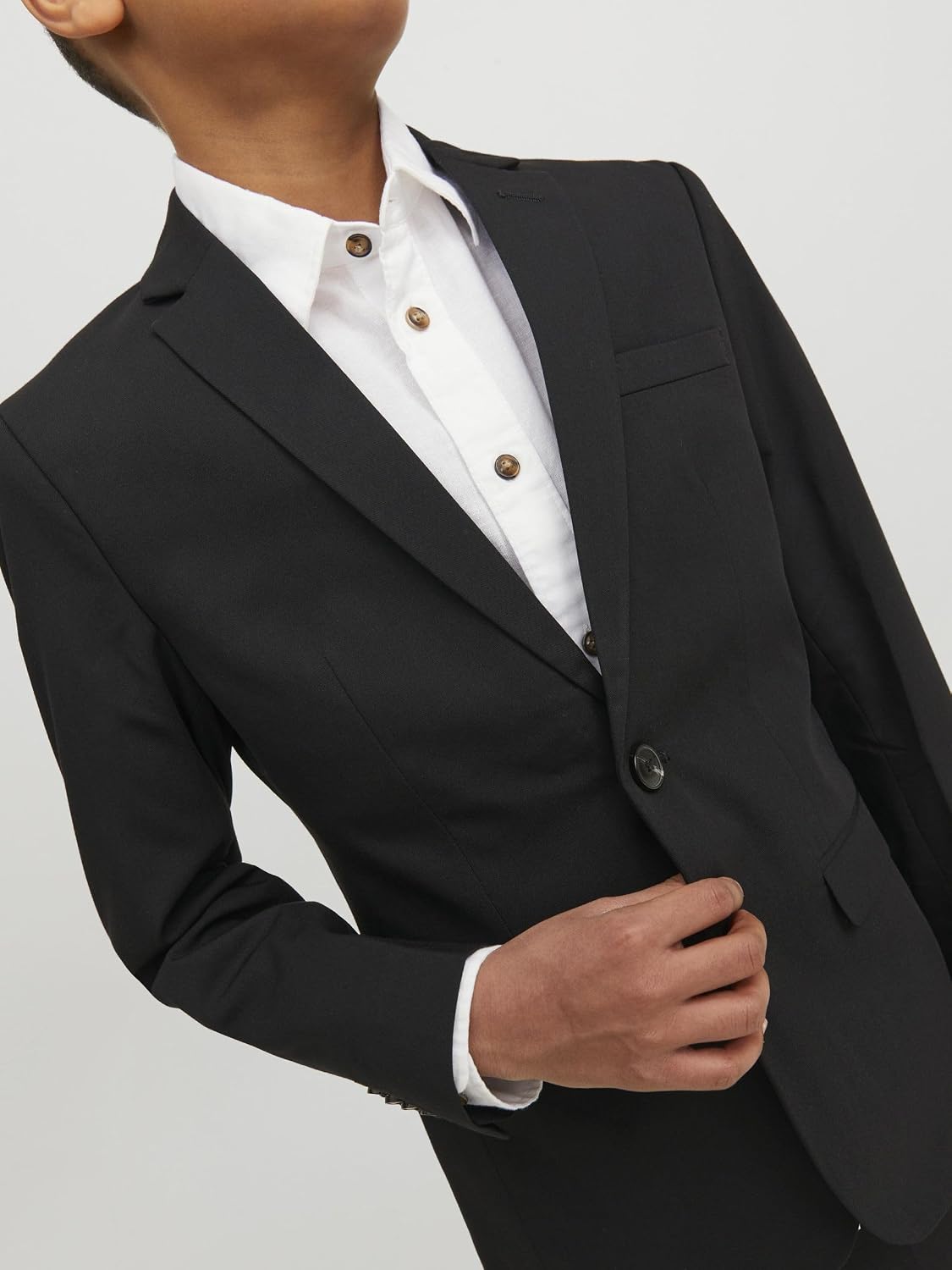 Detalle de JACK & JONES Boy JPRSOLAR Junior-Anzug: einreihiger Blazer und Hose im Extra Slim Fit