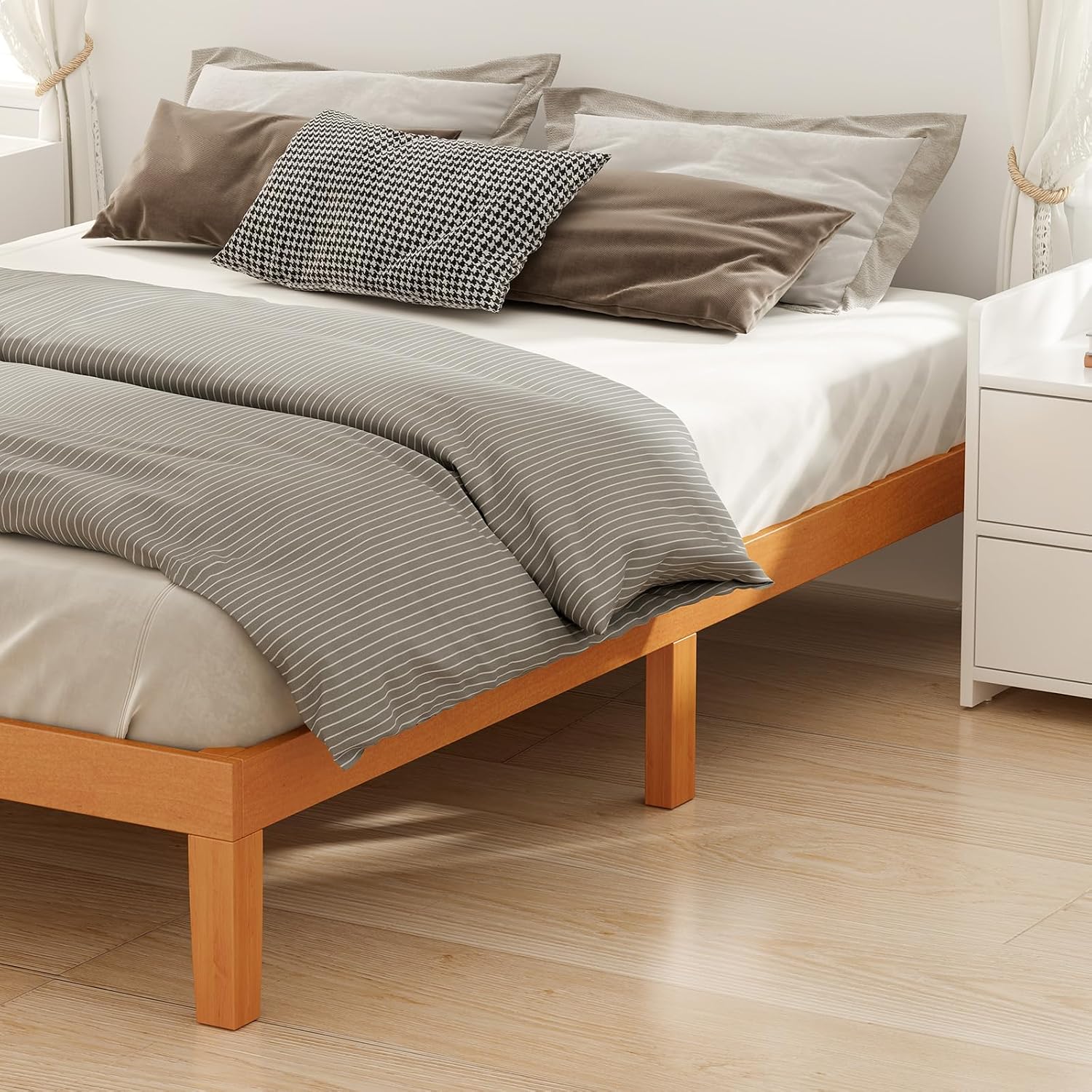 Detalle 2 de DUMOS Full Size Bed Frame, 12-inch