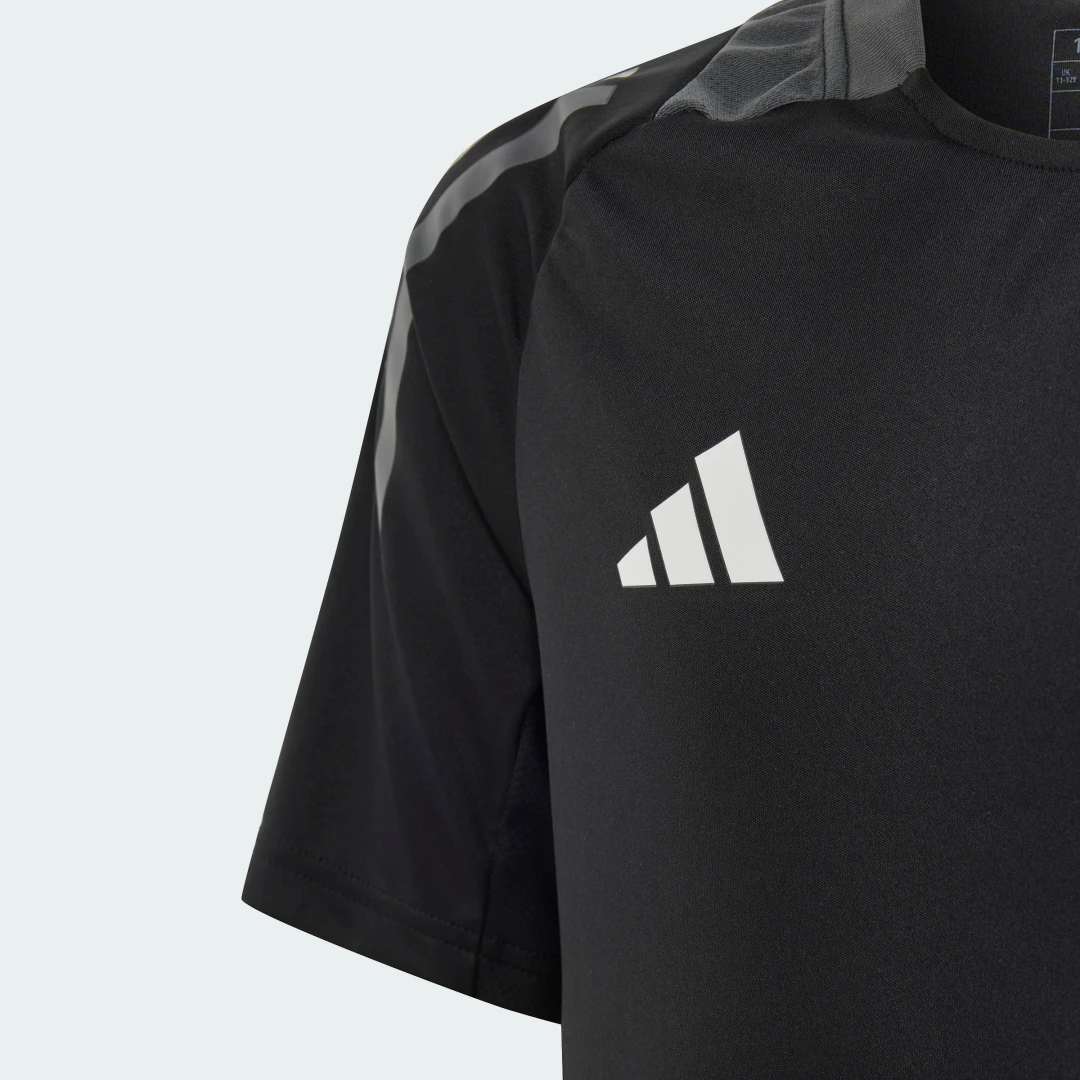 Detalle de Camiseta entrenamiento Tiro 24 Competition (Adolescentes) – Adidas