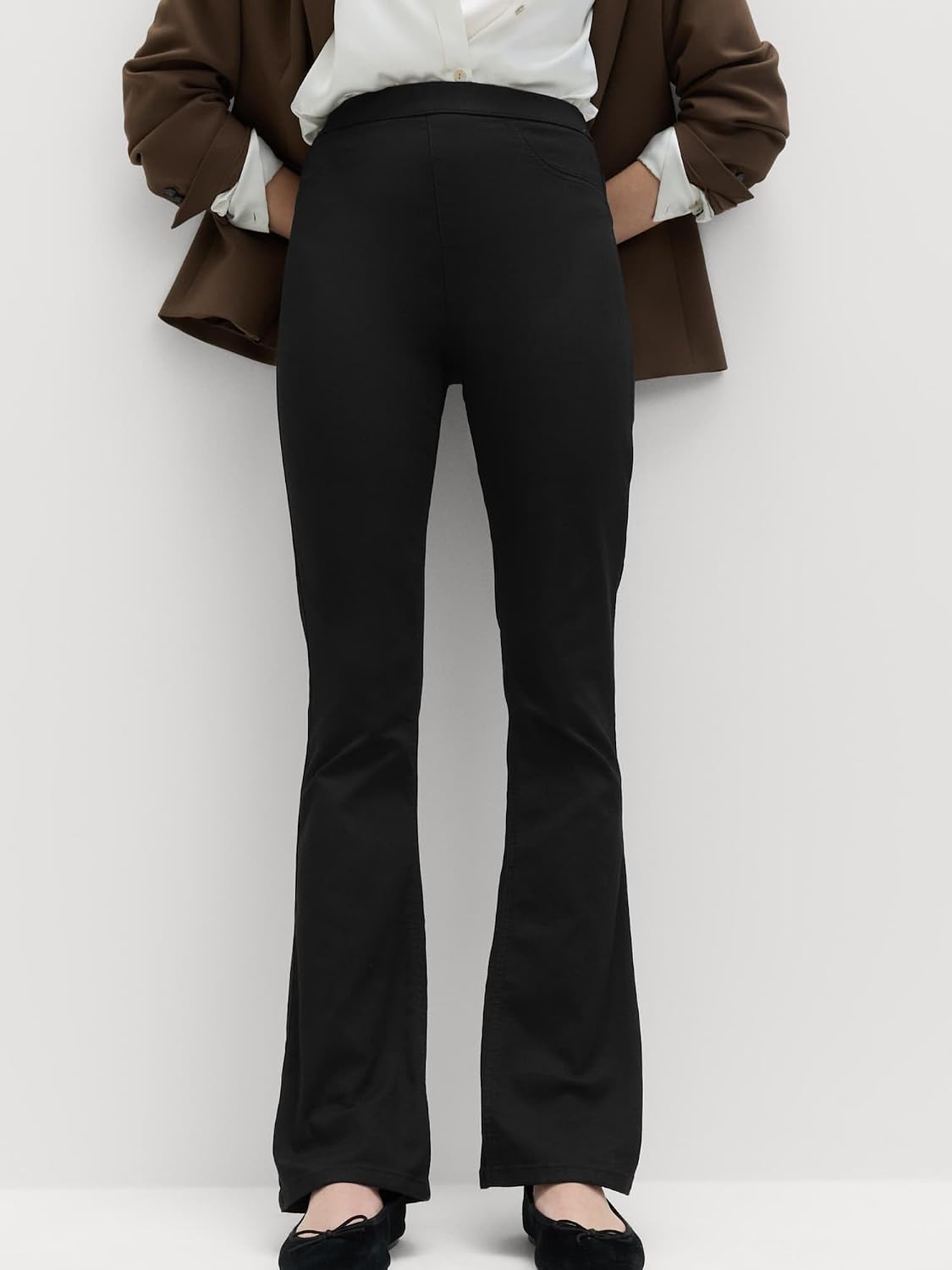 Detalle 2 de Marks & Spencer uitlopende jegging voor dames met slim fit en stretch