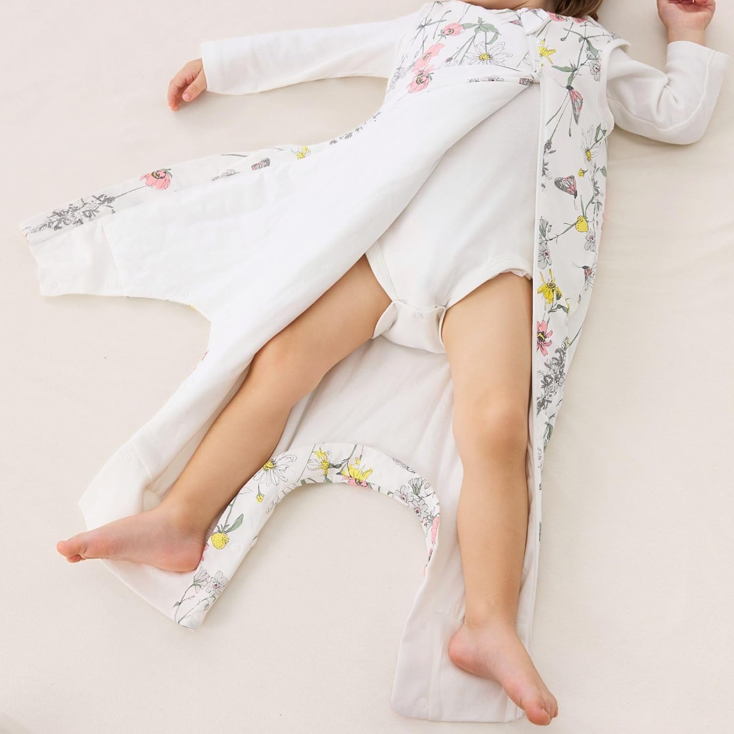Detalle de Duomiaomiao Schlafsack mit Füßen – Ganzjahres-Baumwoll-Schlafsack für Babys (1,5 Tog) in Blumen-Design, 65–95 cm