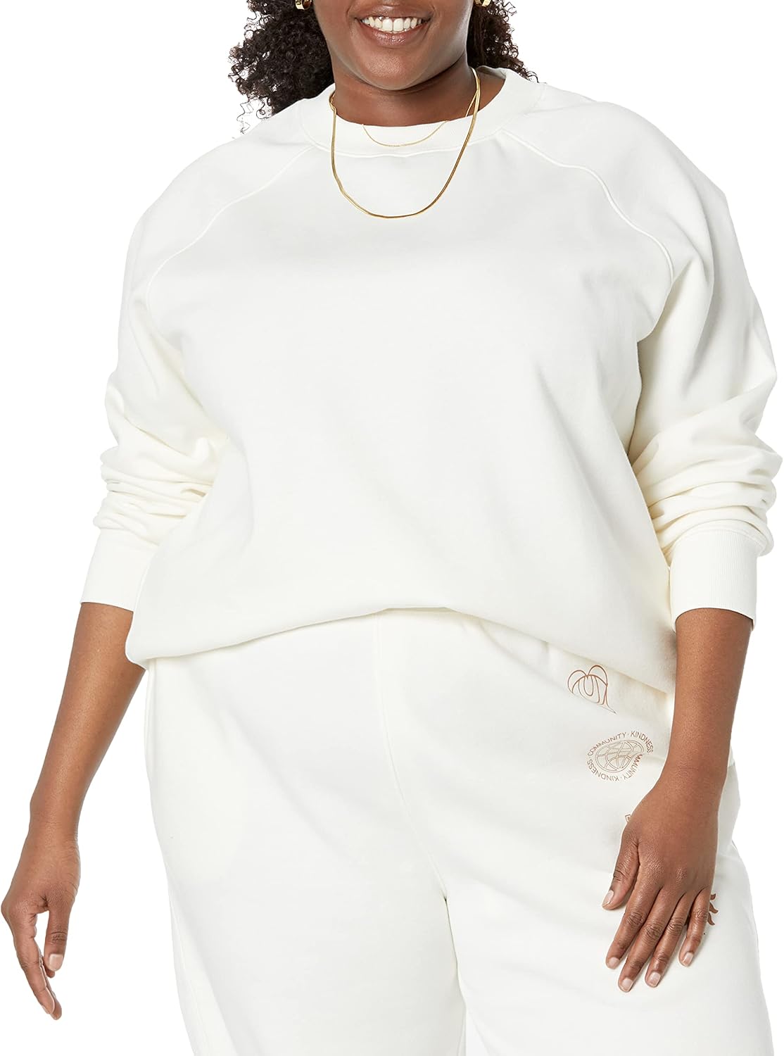 Thumbnail 4 de Sweat-shirt femme Amazon Essentials à col rond et manches longues, coupe décontractée (grandes tailles)