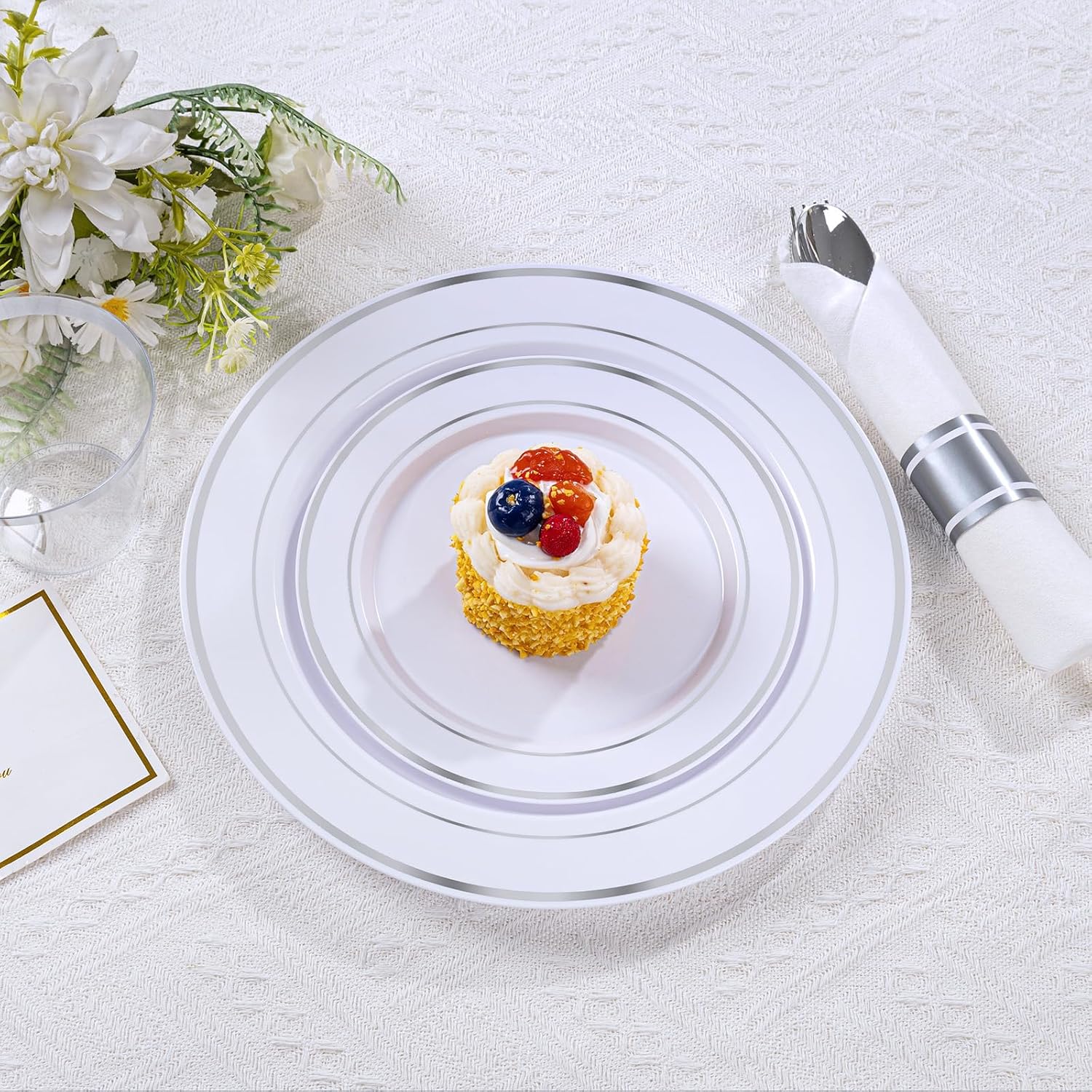 Thumbnail 5 de DaYammi 350-Piece Silver Plastic Dinnerware Set for 50 Guests (Disposable Plates, Cups & Pre-Rolled Napkins)