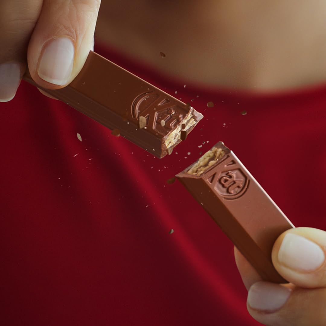 Thumbnail 2 de KitKat barre chocolat au lait & noisettes – lot de 3 (4 barres de 41,5 g)