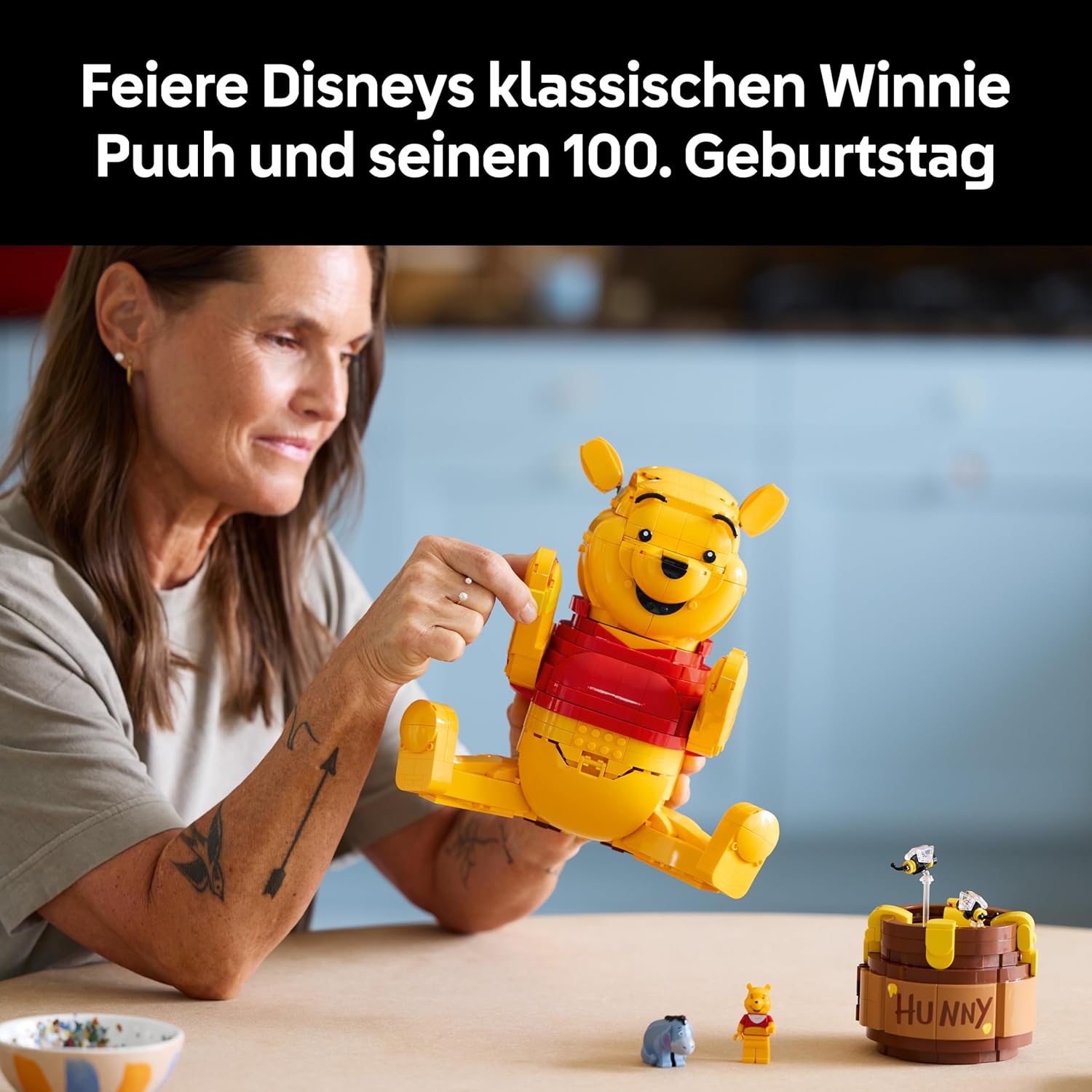 Detalle de LEGO Disney Winnie Puuh (43300) – Modellbau für Erwachsene mit Honigtopf & Sammlerfiguren
