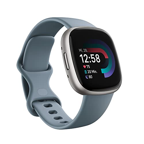 Detalle de Fitbit Versa 4 Smartwatch mit Google Health Premium – Wasserfallblau/Platin, 6 Tage Akkulaufzeit