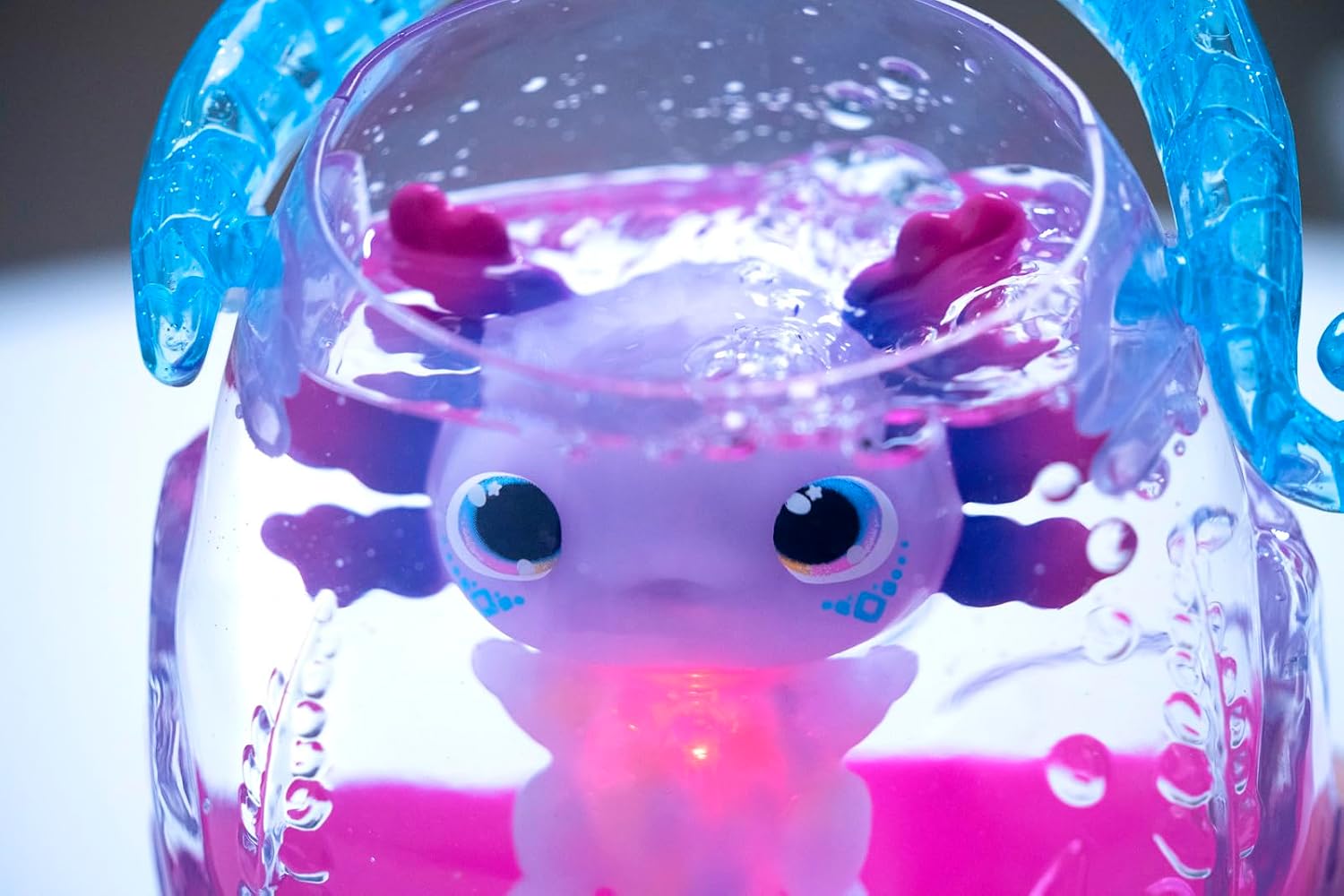Detalle 2 de Animagic: Let's Glo Axolotl Bubble Reef – Portable Bubble Aquarium with Exclusive Purple Axolotl