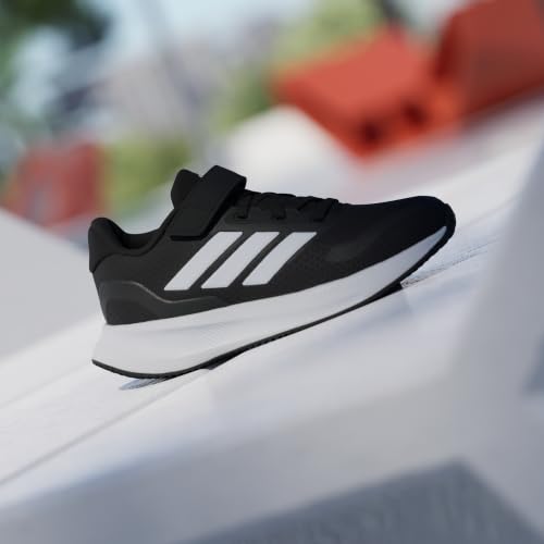 Detalle de adidas Runfalcon 5 Kids Shoes – Core Black/Cloud White (13.5 UK)