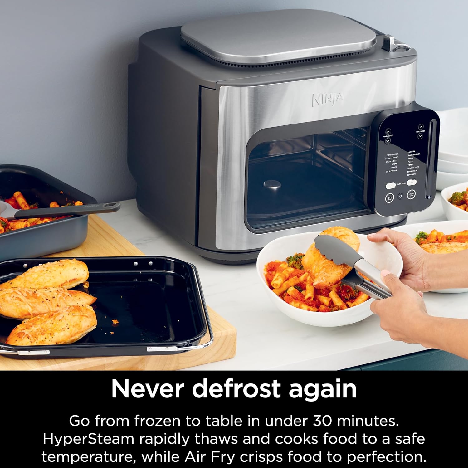 Detalle de Ninja Combi All-in-One Multicooker, Oven, & Air Fryer (SFP701): 14-in-1 Powerhouse for Complete Meals in 15 Minutes