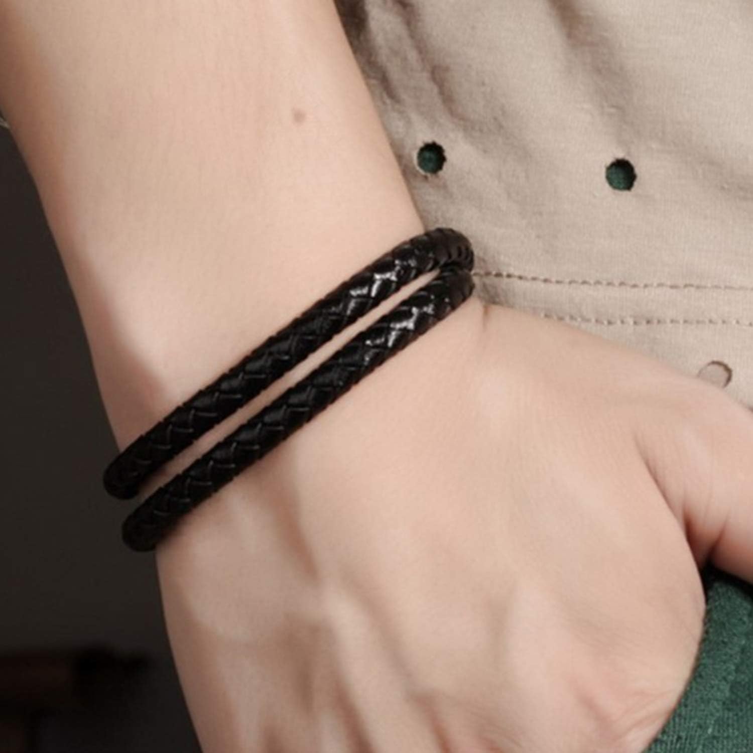 Detalle de Cupimatch Armband Herren Lederarmband, Edelstahl Geflochten – Manschette als stilvolles Geschenk