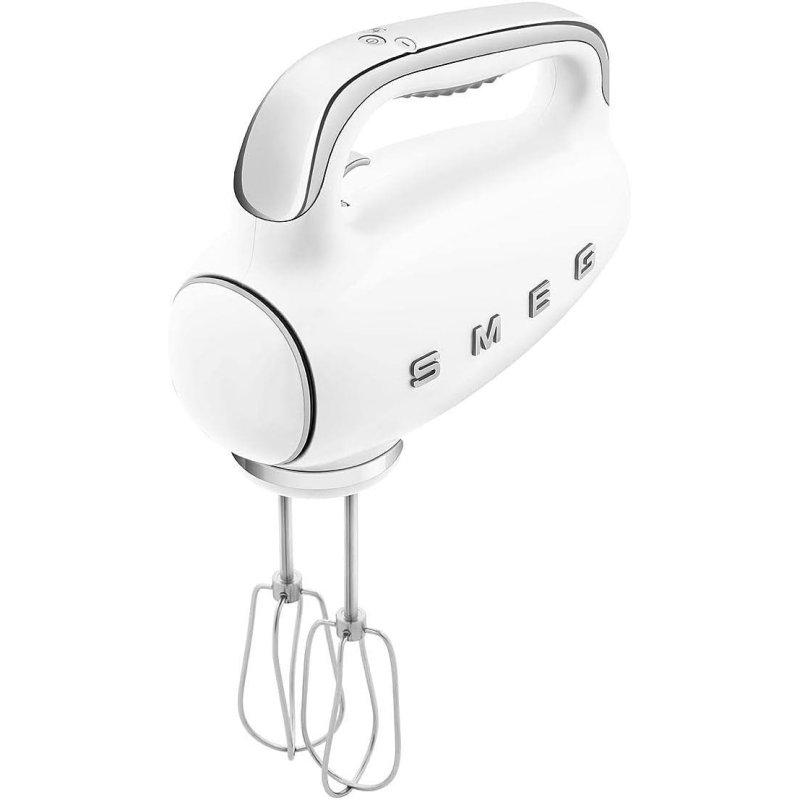 Detalle de Smeg HMF01WHEU batidora de varillas para repostería 250W estilo 50’s blanca