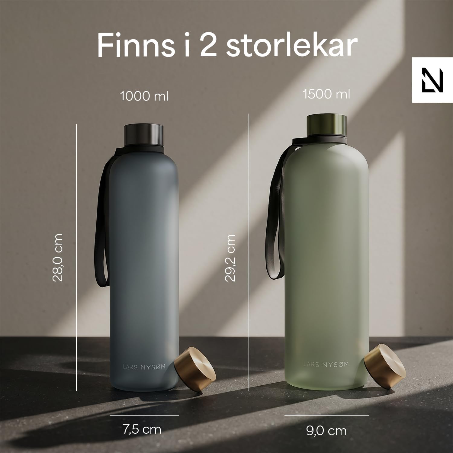 Thumbnail 2 de LARS NYSØM Blæst vattenflaska 1 l i Tritan för kolsyrad dryck, med två lock