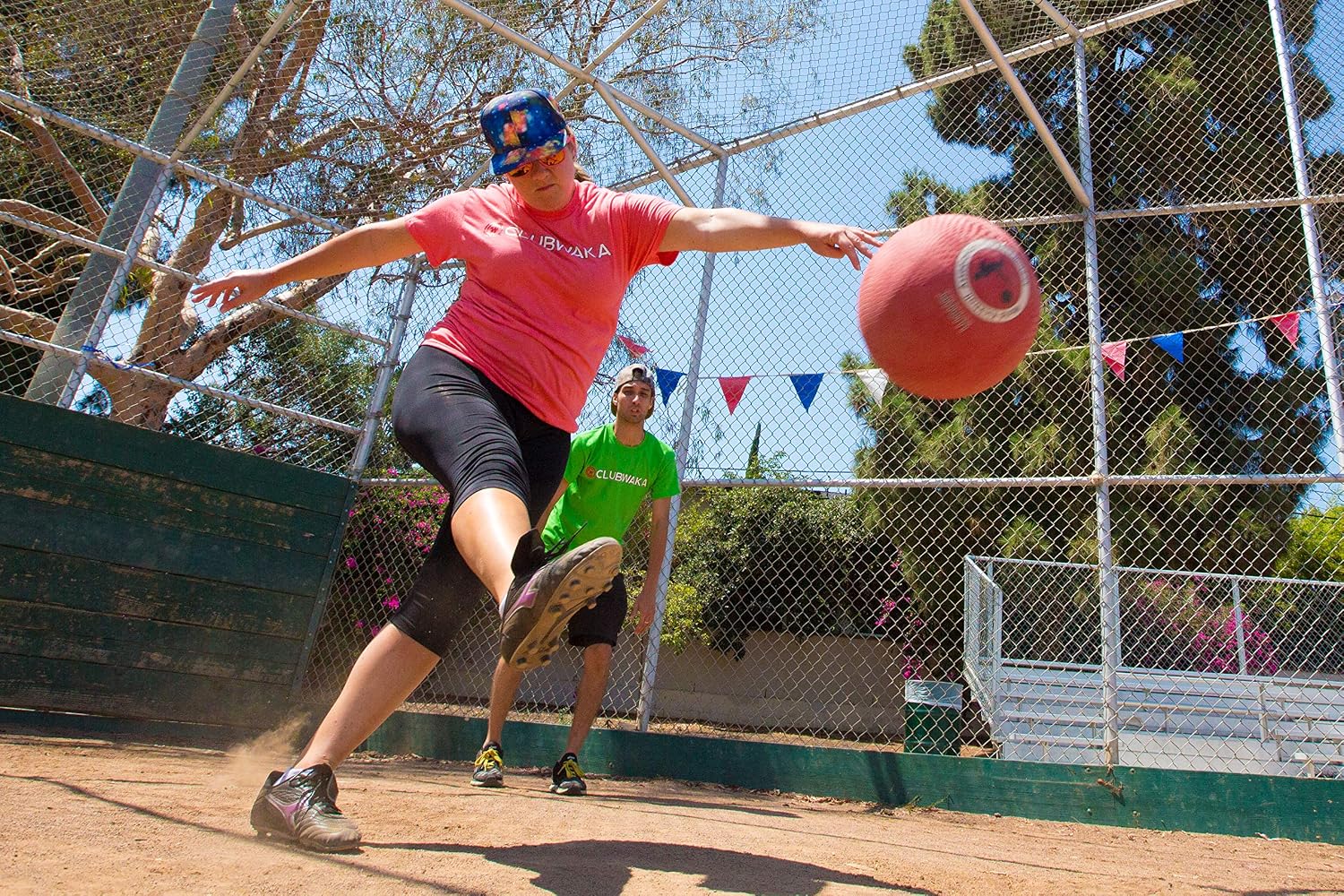 Detalle 2 de WAKA Official Kickball - Adult 10