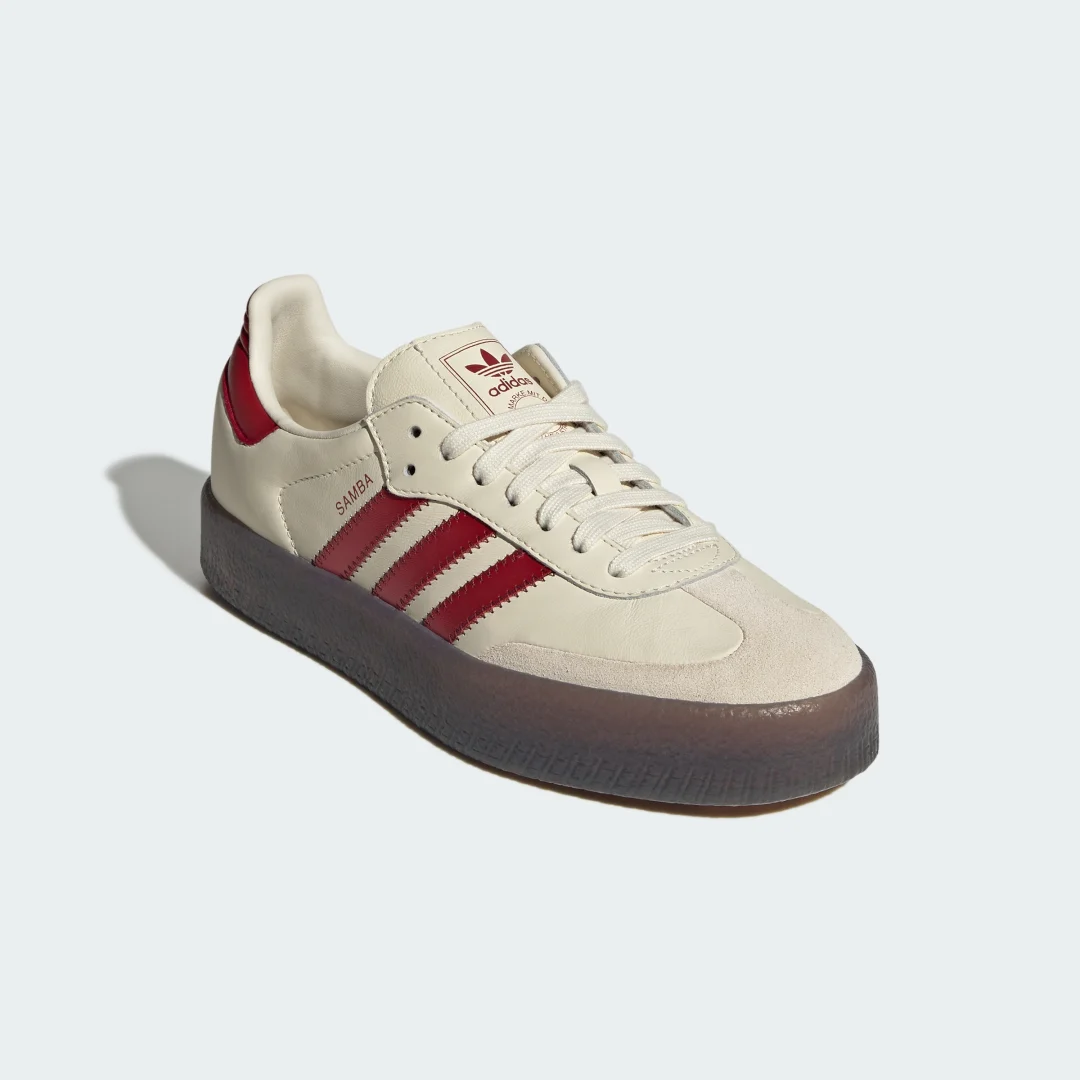 Detalle 2 de ZAPATILLA SAMBAE de Adidas – estilo clásico en blanco para el día a día