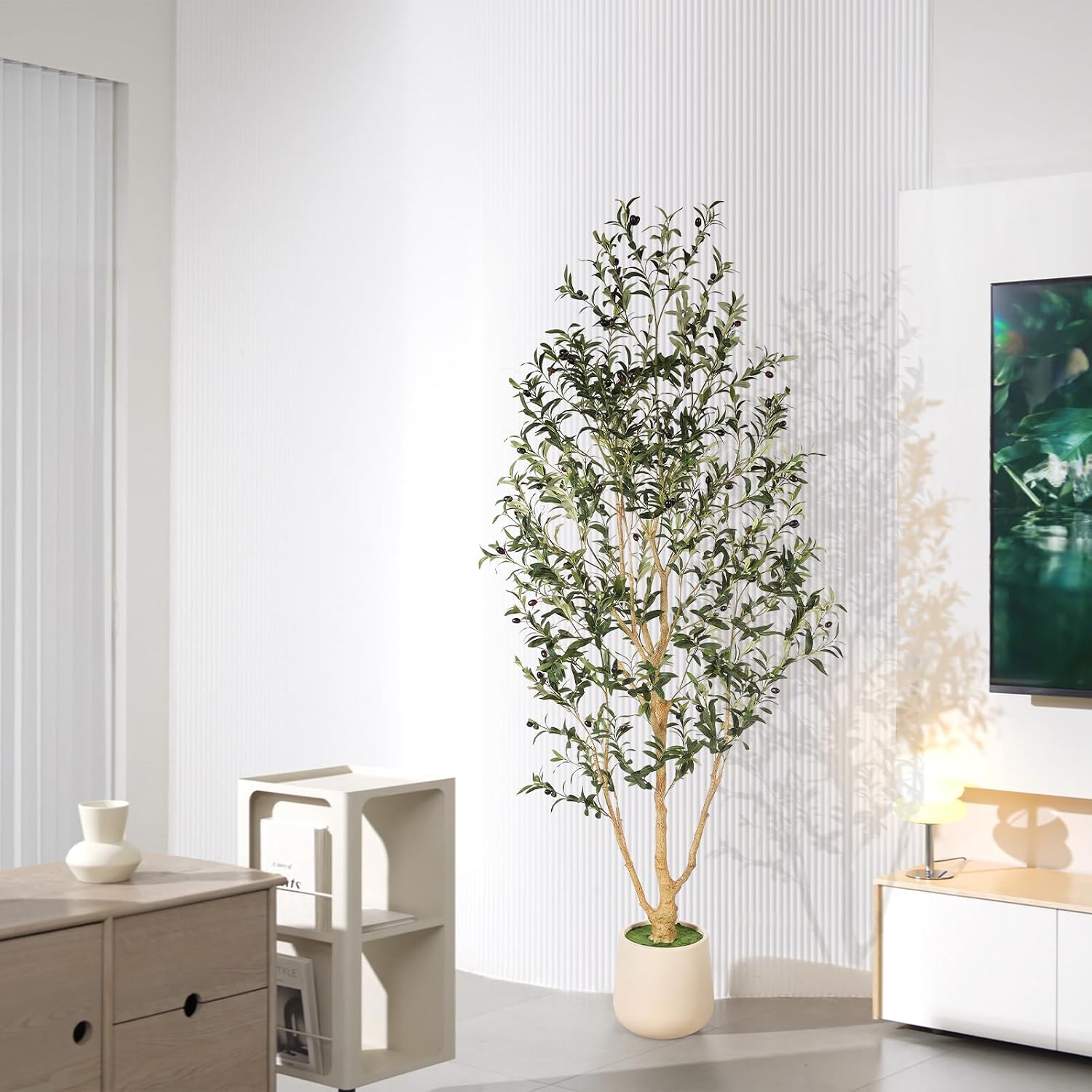 Detalle de FEELEAD 7 ft Faux Olive Tree with Planter, Adjustable Branches and Lifelike Leaves