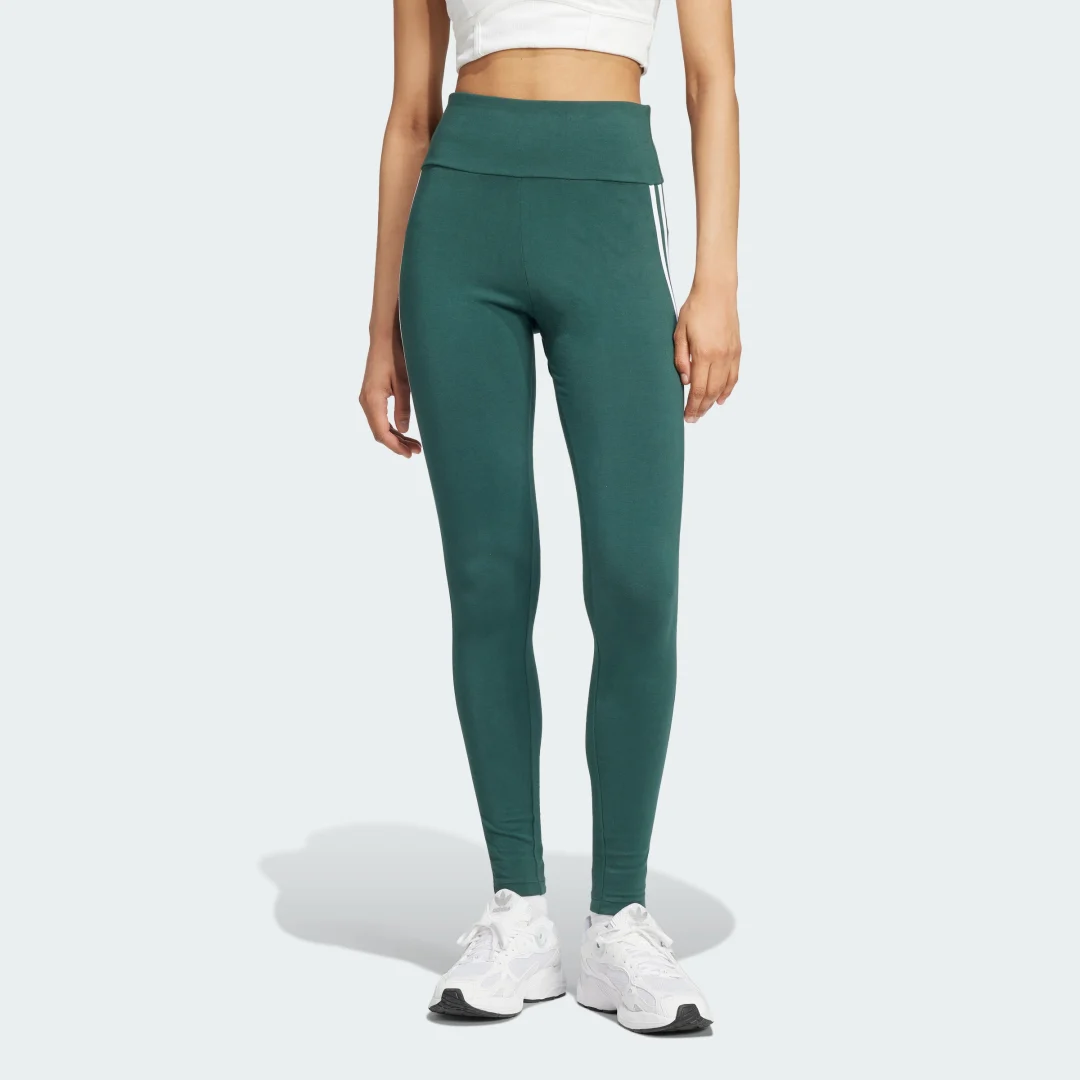Detalle de Mallas 3 bandas de Adidas – Verde