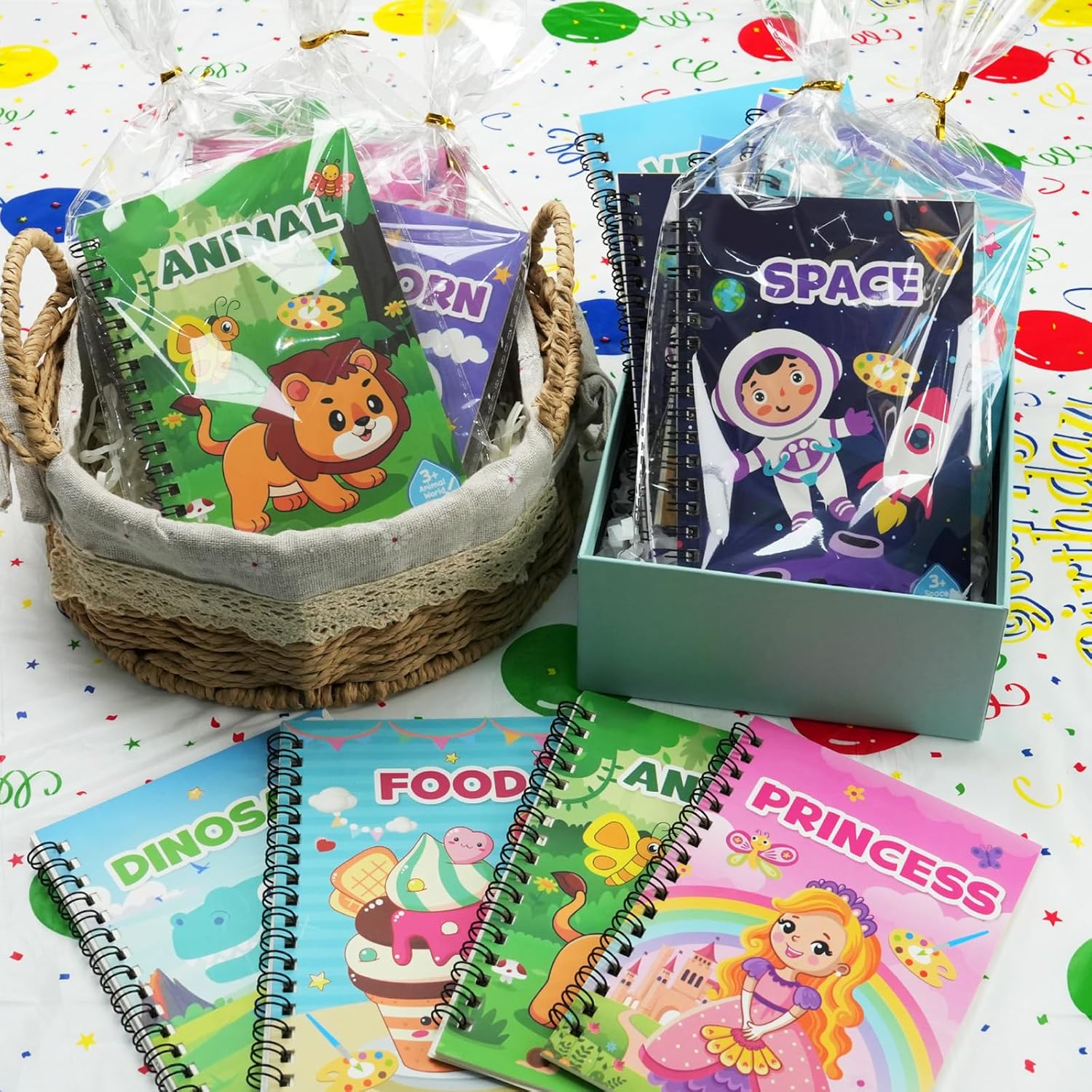Detalle 2 de LIKYMO Mini Water Colouring Books 24 pack