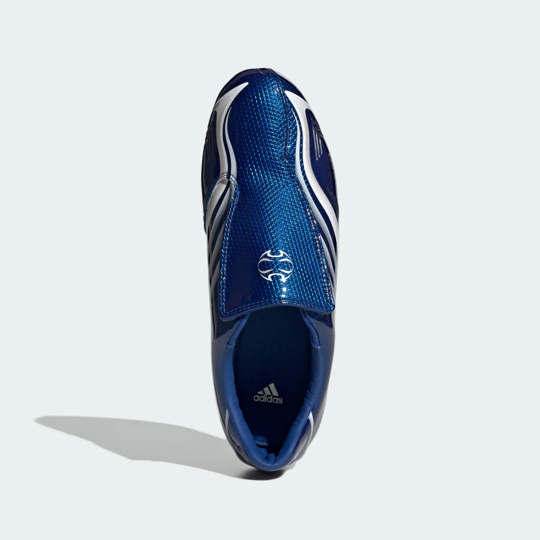 Detalle de Zapatilla Taekwondo F50 de Adidas – azul