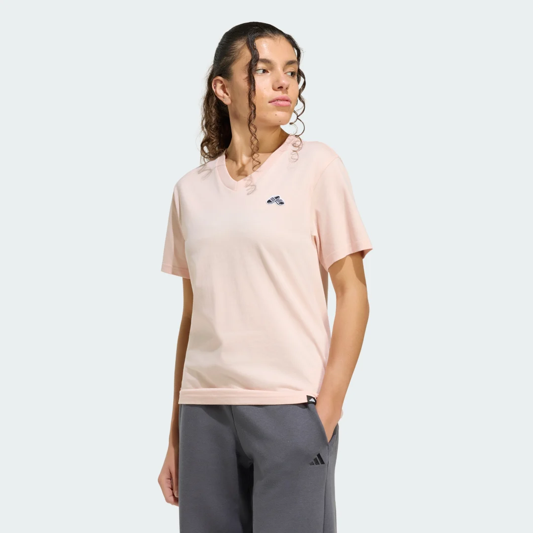 Imagen de Camiseta cuello de pico estampada Summer Slide de Adidas en OfertitasTOP
