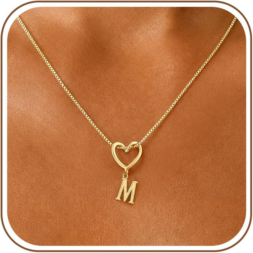 Detalle de ZOERAY Initial Necklace, 14K Gold-Plated