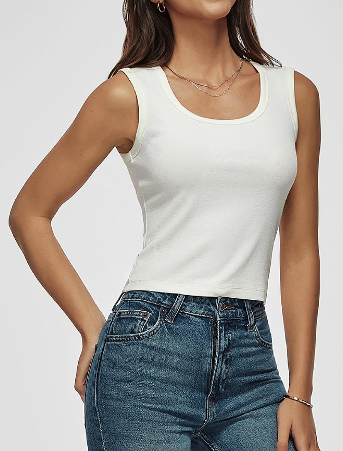 Detalle de Women Wide Strap Ribbed Cropped Tank Top – 2026 Summer Trend