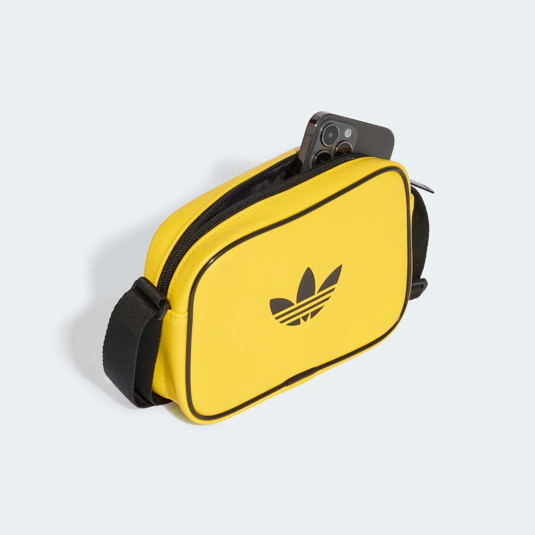 Thumbnail 3 de Minibolso Airliner Adicolor Classic de Adidas — Amarillo