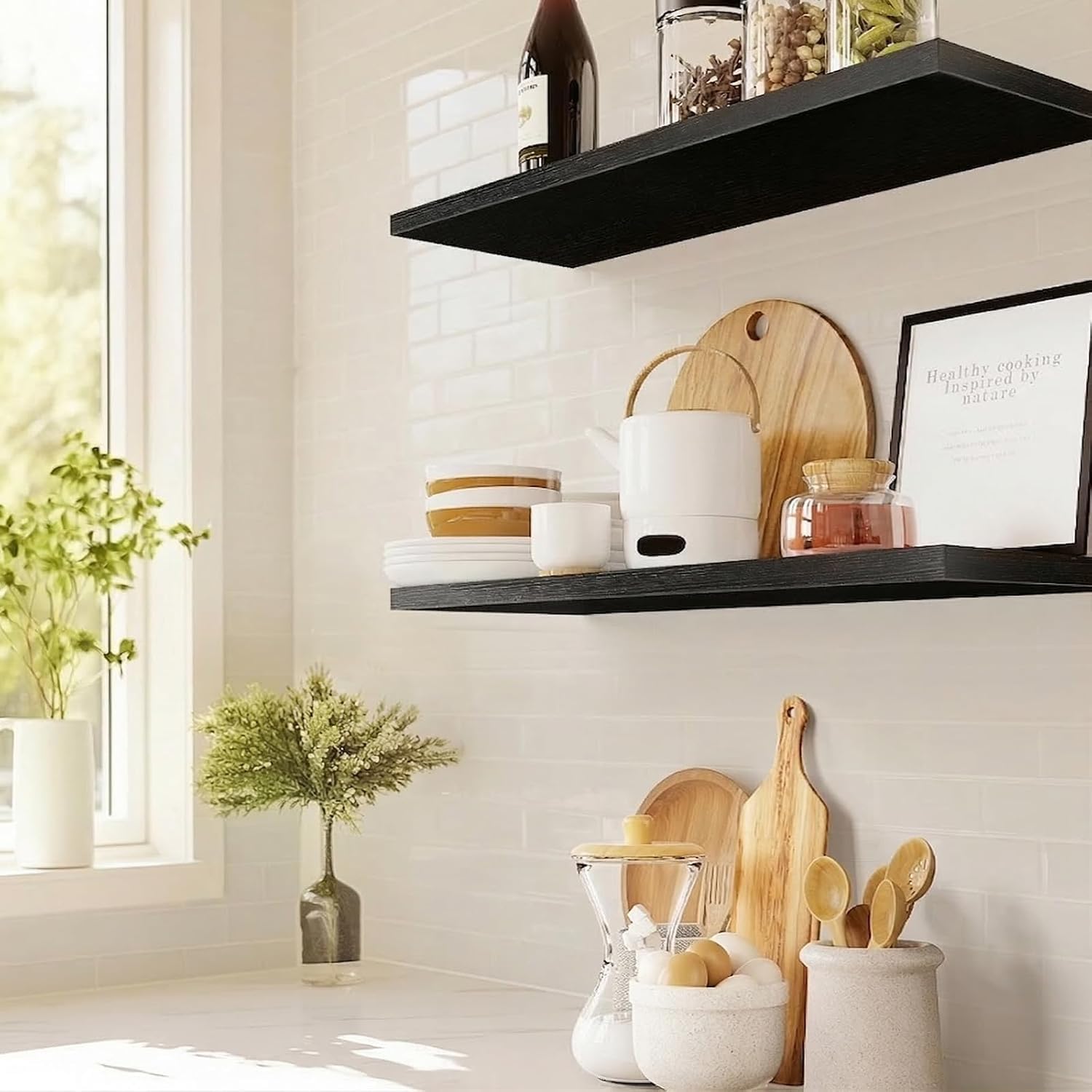 Detalle de Amada 24-Inch Floating Shelves, Set of 2, Black with Hidden Metal Brackets