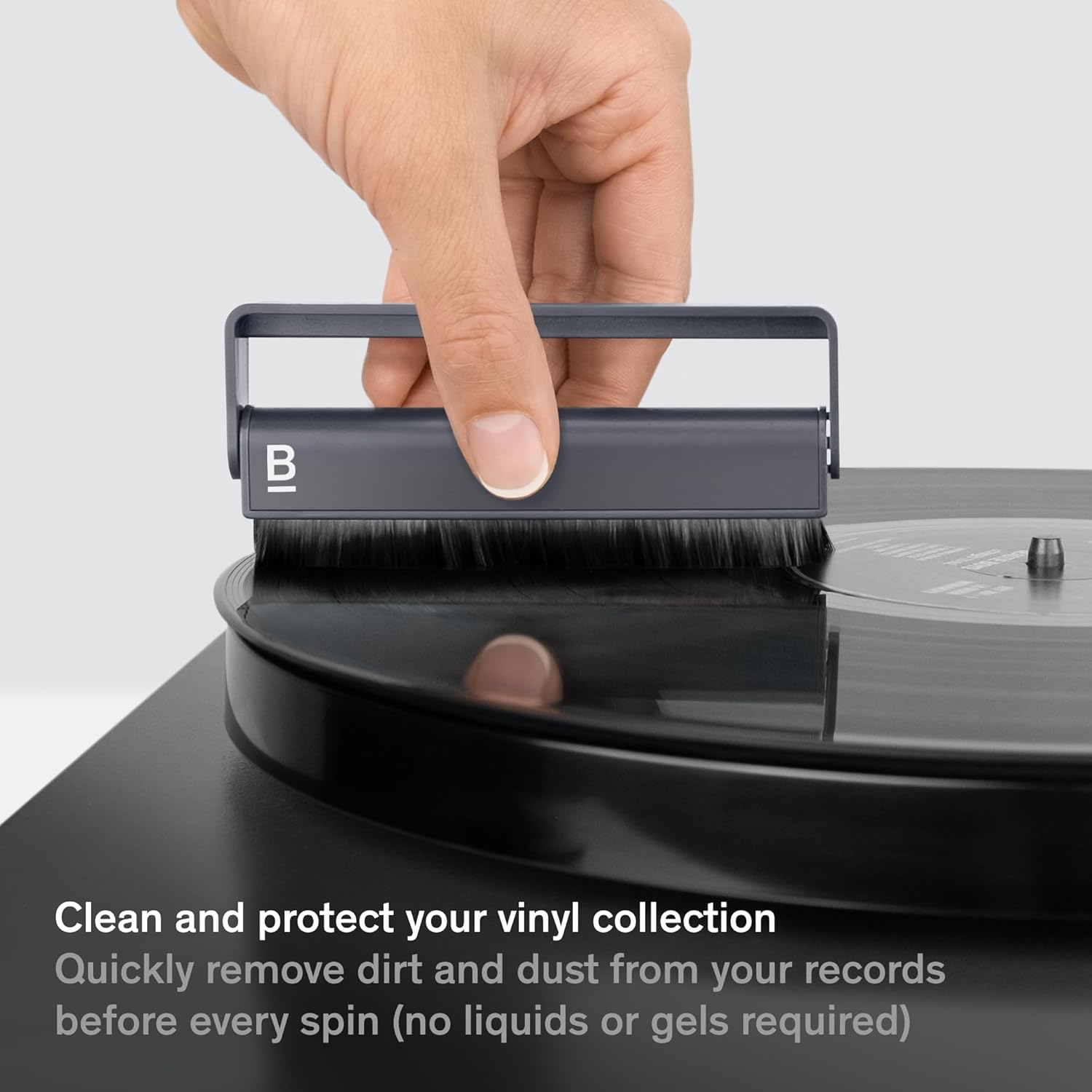 Detalle 2 de Boundless Audio Record Cleaner Brush 2-row Carbon Fiber
