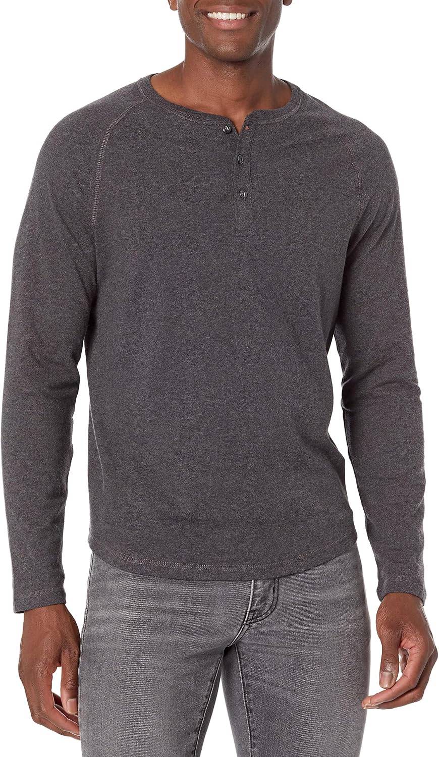 Detalle de Amazon Essentials Men’s Slim-Fit Long-Sleeve Henley Shirt