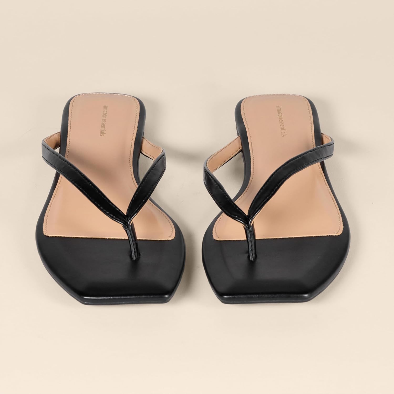 Thumbnail 3 de Amazon Essentials Damen Thong Sandals – Komfortable Sandalen mit echtem Aushängeschild