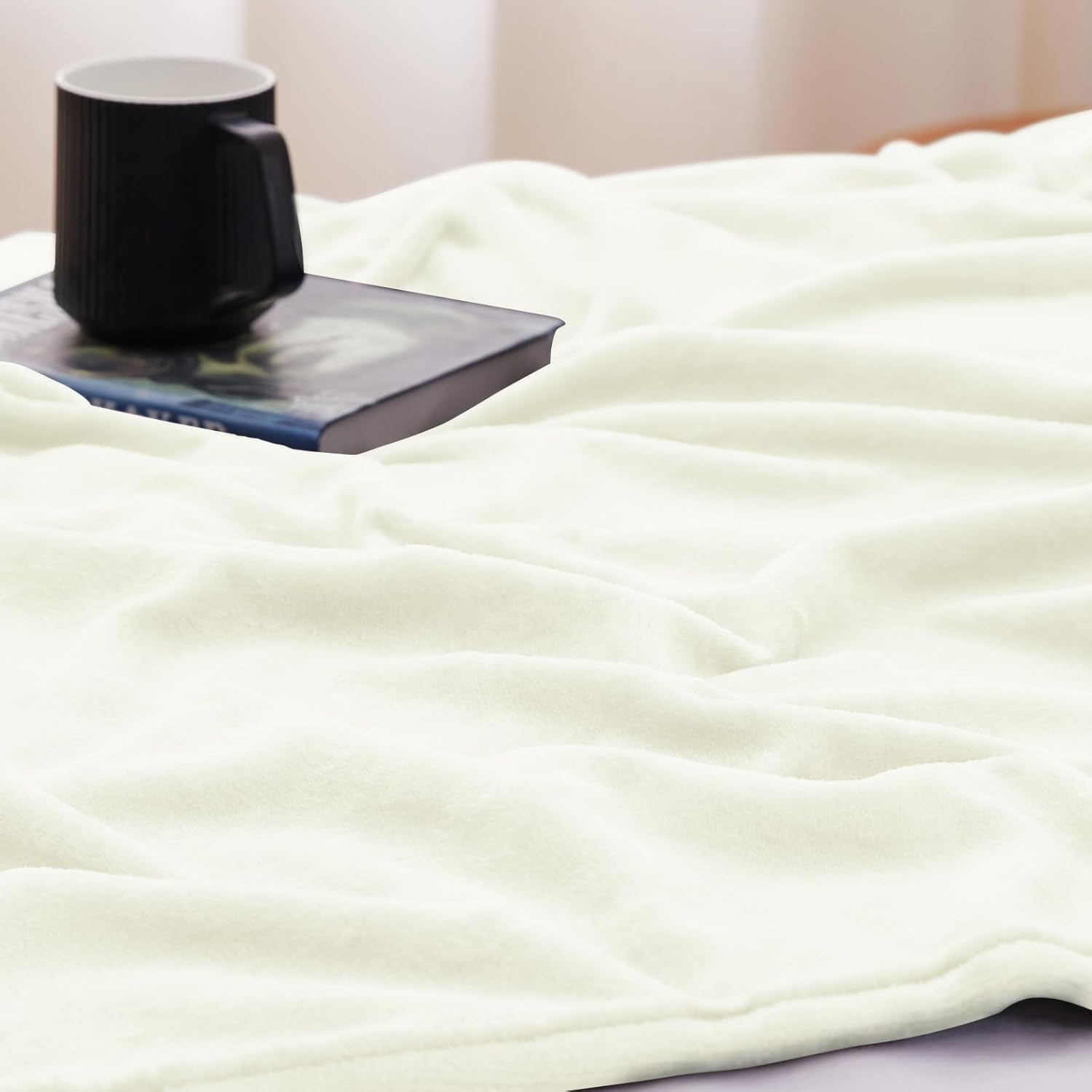 Thumbnail 6 de WAVVE Kuscheldecke Flauschig – Sofadecke 150x200 cm aus Microfaser, Creme