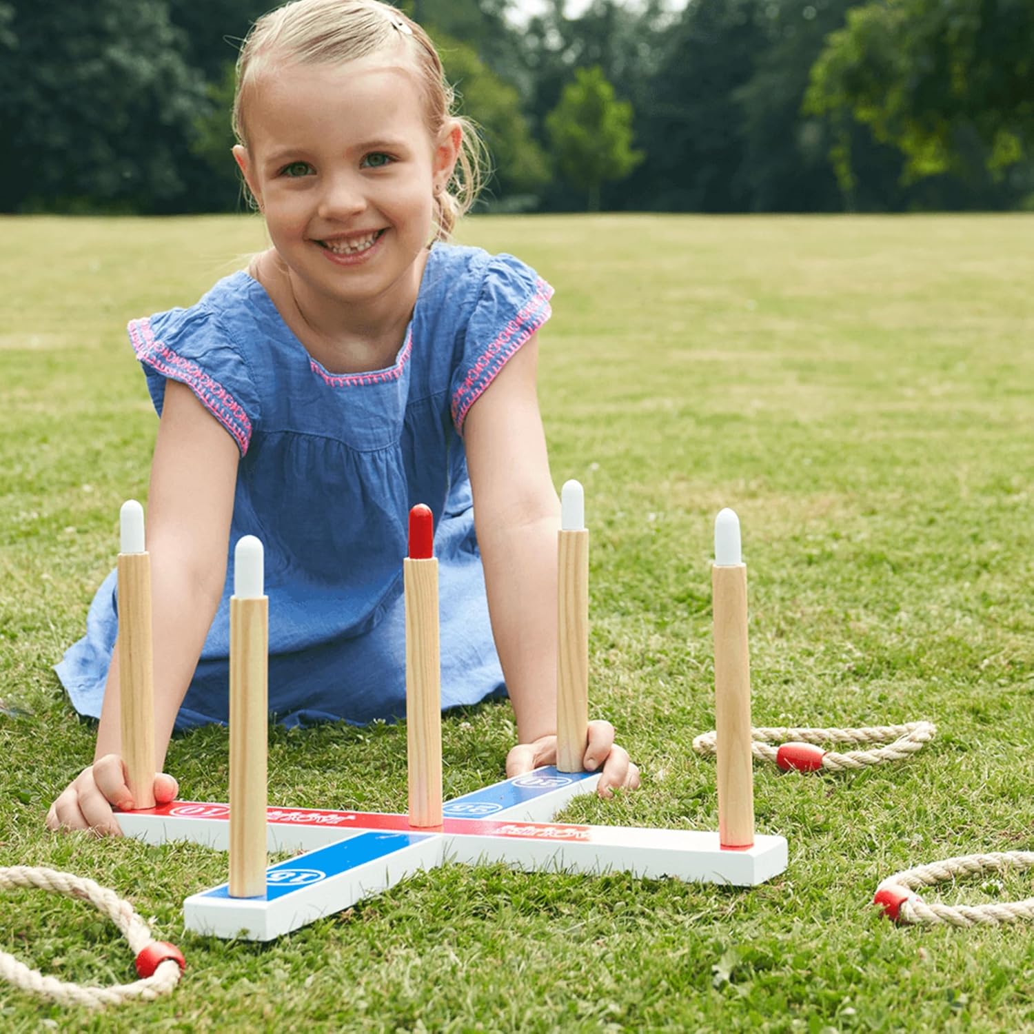 Thumbnail 5 de Jaques of London Quoits Garden Game (4 Rope Quoit Ring Toss) | Wooden Quoits Set for Outdoor Lawn Play