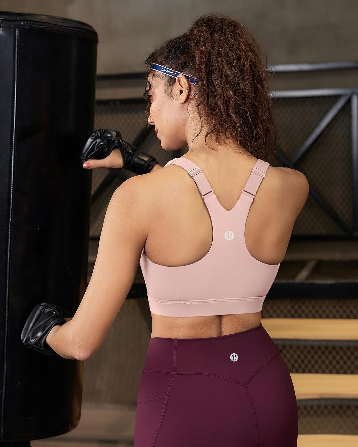 Detalle 1 de RUNNING GIRL Sports Bra with Adjustable Straps