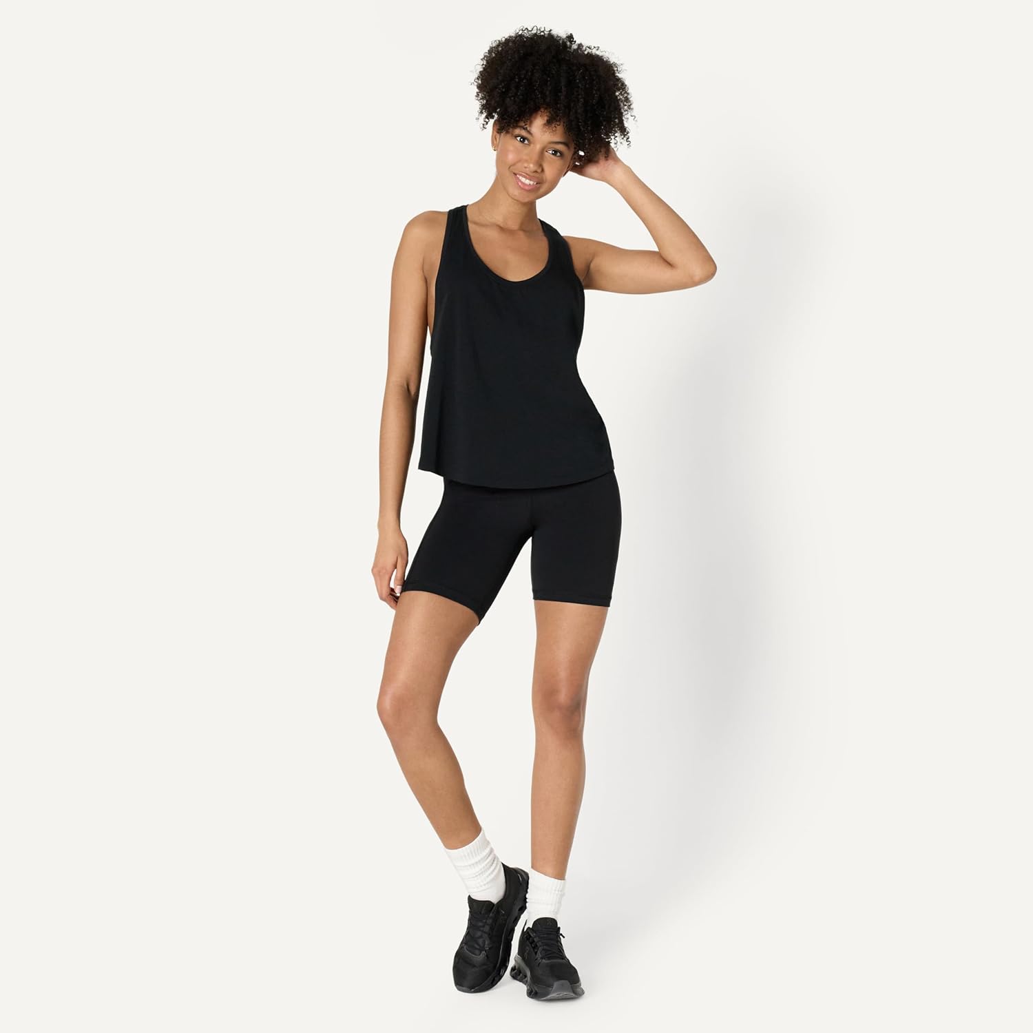 Thumbnail 4 de Amazon Essentials Women’s Active Soft Cotton Racerback Relaxed Fit Yoga Tank with Drop Armholes