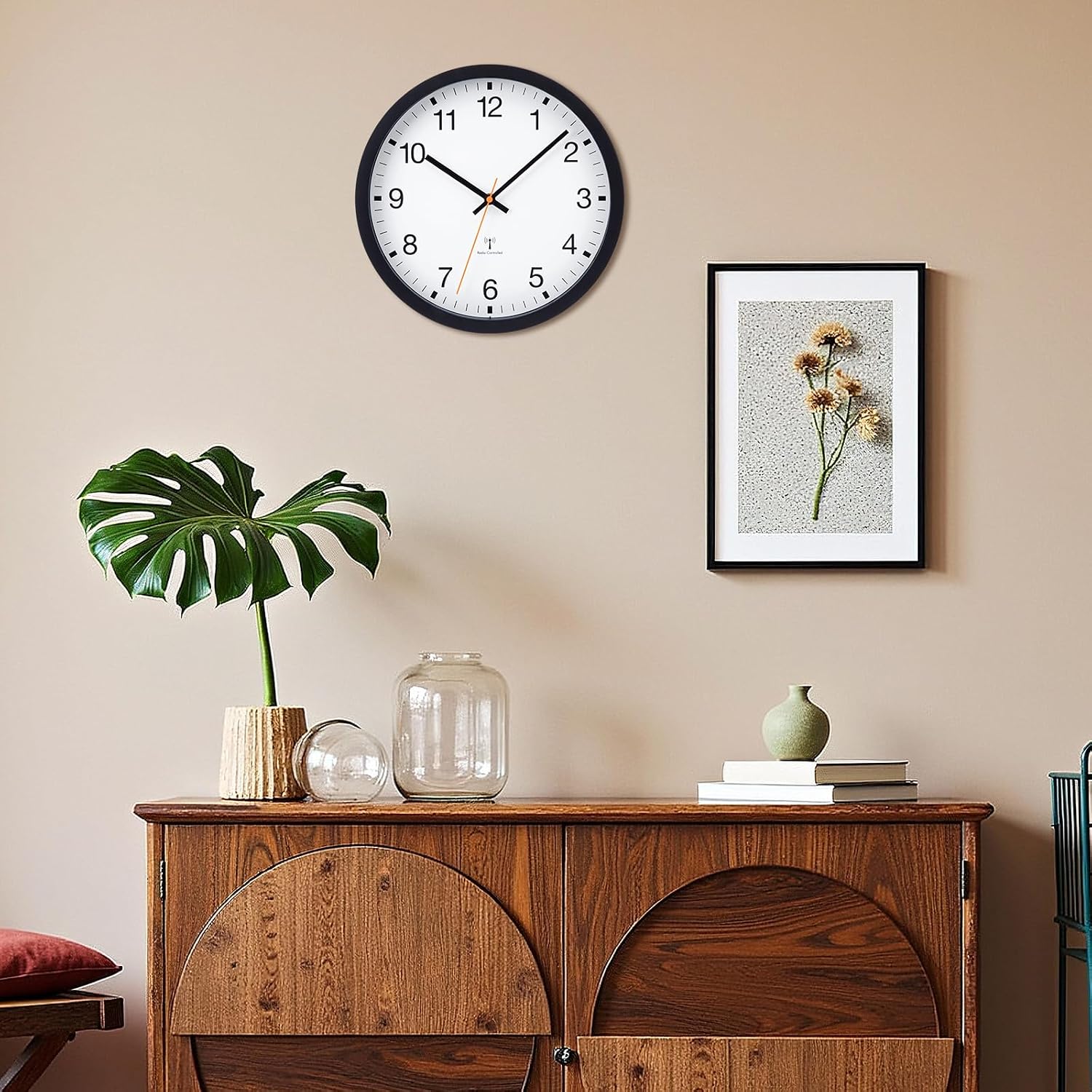 Detalle 1 de VIVILINEN bezgłośny zegar ścienny 30 × 30 cm z synchronizacją DCF77
