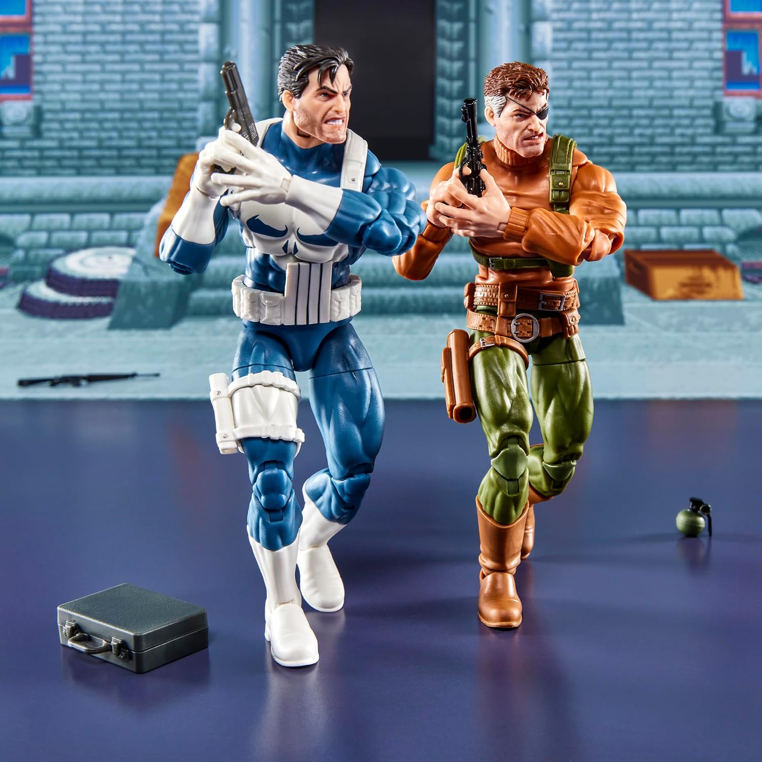 Detalle 2 de Marvel Legends Gamerverse Punisher & Nick Fury 6-Inch